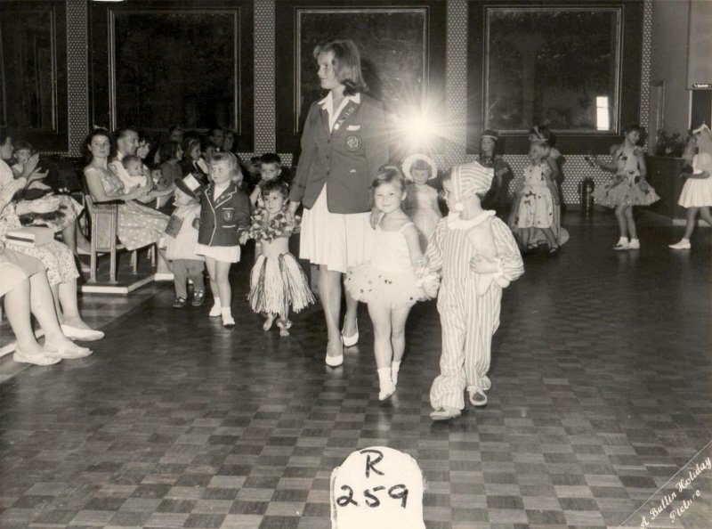 BUTLINS CLACTON 1962 Fancy Dress