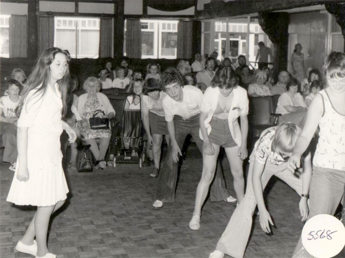 BUTLINS SKEGNESS 1977 games 4 at Redcoats Reunited