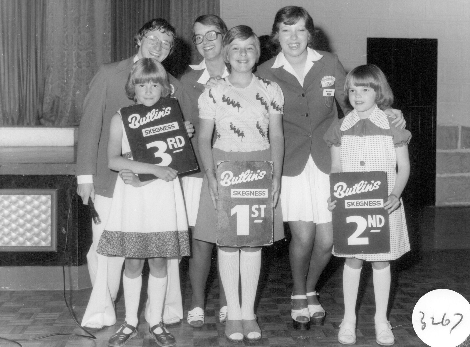 Butlins Skegness 1976 at Redcoats Reunited Lorna 3