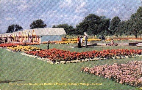 BUTLINS MOSNEY CHALETS GARDENS