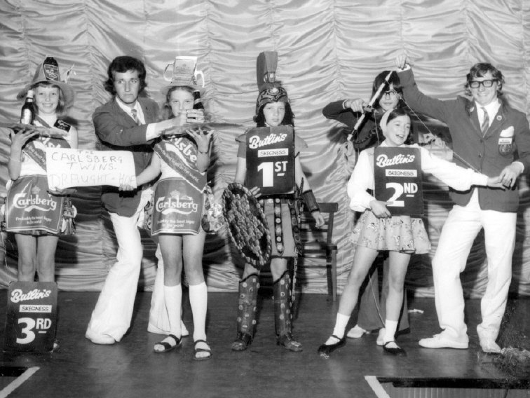 1974 fancy dress 4